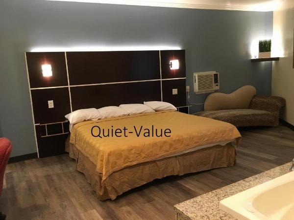 Lincoln Park Motel image 10