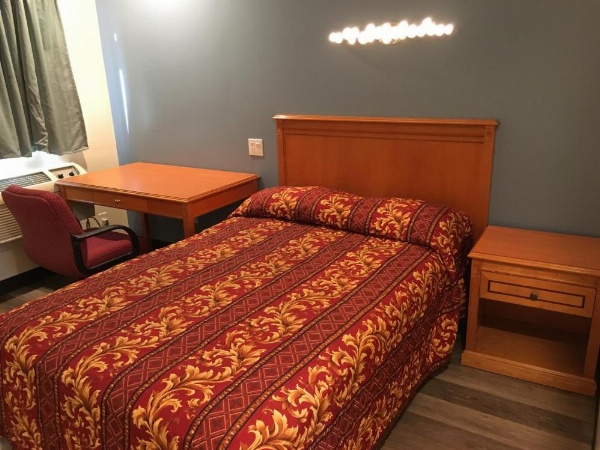 Lincoln Park Motel image 8